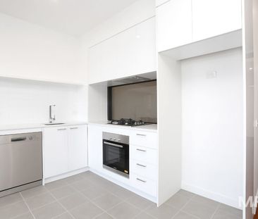 Modern and convenient living in Brunswick West - Photo 1