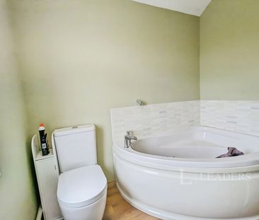 3 bedroom house to rent Links Avenue, Norwich, NR6 - Photo 6