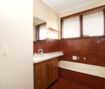 Spacious and Bright 3-Bedroom Home in Epping - Photo 1