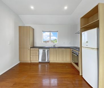 Welcome home to 5/25 Mana Street. - Photo 5