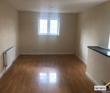 1 bed Flat in Addiscombe Road , East Croydon, CR0 6SA - Photo 1