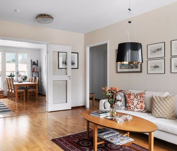 Gustav III:s Boulevard, Solna - Photo 1