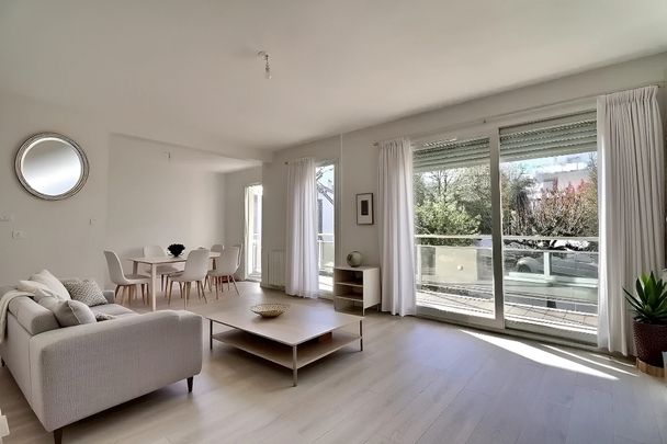 Location Appartement 5 pièces 99m² CHAMALIERES 63400 - Photo 1