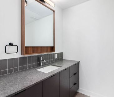 For Lease - 280 Montgomery Street Unit# 1312, Vanier and Kingsview ... - Photo 1