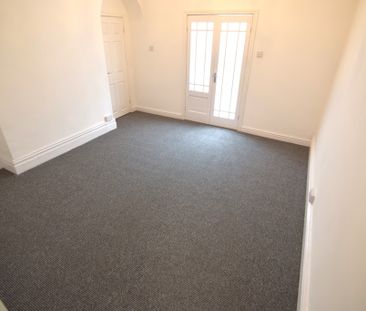 To Let 1 Bed Ground Floor Flat - Photo 6