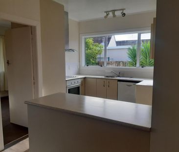 3 Bedroom on Wellington Street - Photo 4