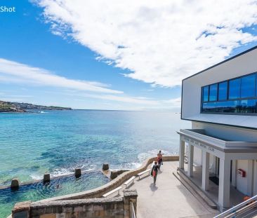 COASTAL SANCTUARY WITH PANORAMIC OCEAN VIEWS - Photo 4