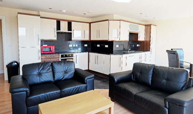 4 bedroom apartment to rent - Photo 1