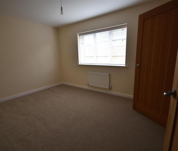2 bedroom detached bungalow to rent - Photo 5