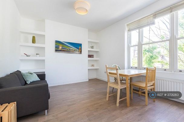 1 bedroom flat to rent - Photo 1