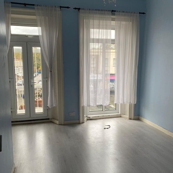 1 Bed Flat, New Cross Road, SE14 - Photo 1