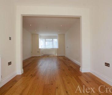 3 bedroom semi-detached house to rent - Photo 3