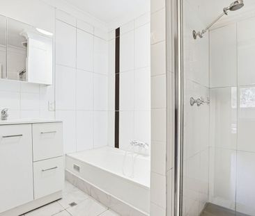 Modern Home With Double Carport! - Photo 5