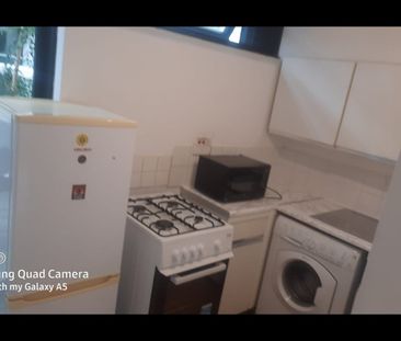 Studio Flat, Broadfield Lane, NW1 - Photo 6