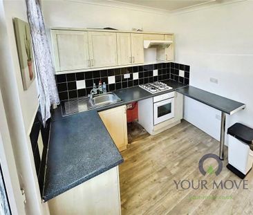 2 bedroom terraced house to rent - Photo 4