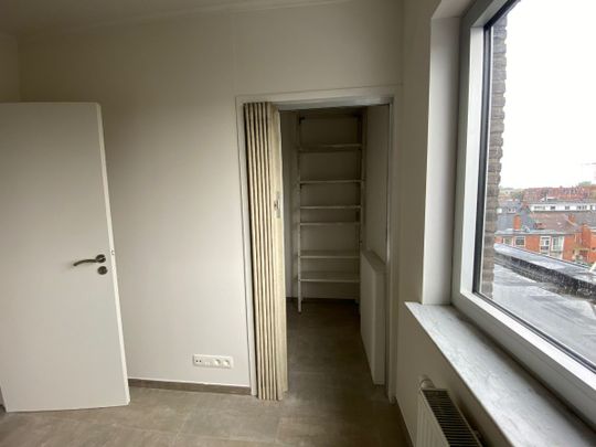 Instapklaar 1-slpk appartement nabij centrum Hasselt - Foto 1