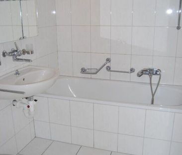 Verwandle diese gemütlich Wohnung in deine ganz eigene Oase - Photo 4