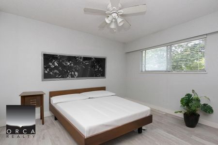 15167 108 Avenue, Surrey (Upstairs) - Photo 5