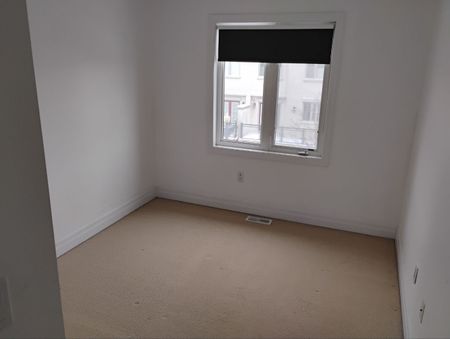 For Lease - 51 Beverley Glen Boulevard, Vaughan, Ontario - Photo 5