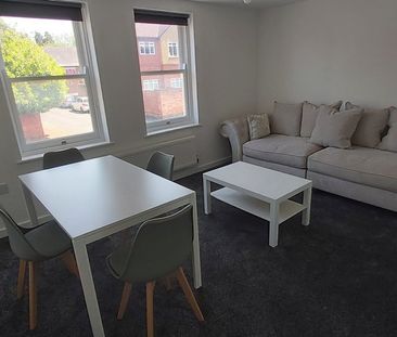 4 Bed Student Accommodation - Photo 3