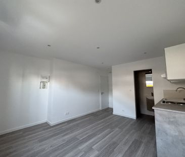 Location Appartement 1 pièce 20m² ST JULIEN LES METZ 57070 - Photo 2
