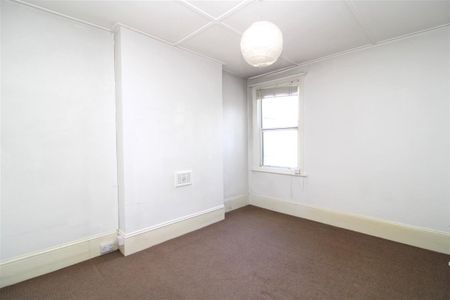 Portland Road - Photo 2