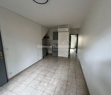 Appartement de village avec petite cour, - Photo 2