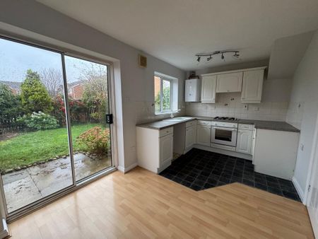 3 bedroom end of terrace house to rent - Photo 5