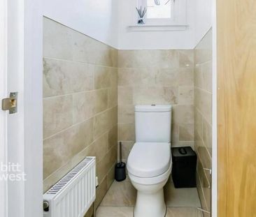 1 bedroom in a flat share to rent - Photo 6