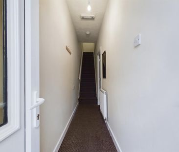 3 bedroom terraced house to rent - Photo 6