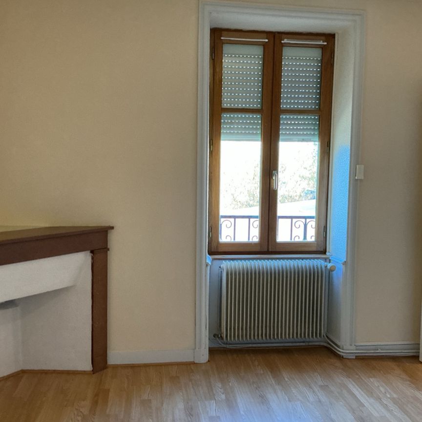 T3 DE 68.63 M²- BOURG DE THIZY - Photo 1