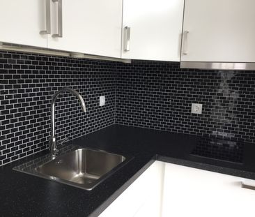 Gamla Södertäljevägen, Segeltorp - Photo 6