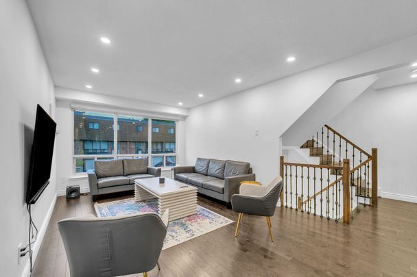 For Lease - 40 Stately Way, Markham, Ontario - Photo 1