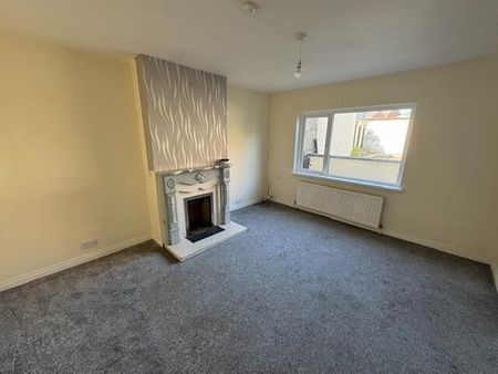 5 Chichester Park, Whitehead, BT38 9NF - Photo 3