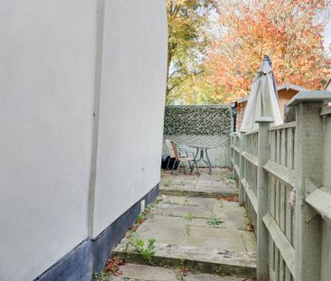 1 bedroom character property to rent - Photo 3