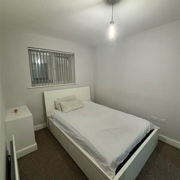 211 College Court Central, Belfast , BT1 6BF - Photo 1