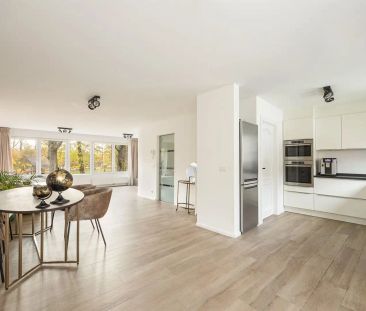 Ruime gezinswoning met tuin en garage met zicht op het park van Bra... - Foto 2