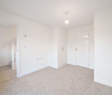 Kingfisher Drive - Photo 2