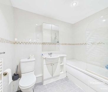 The Avenue, Wembley, HA9 - Photo 6