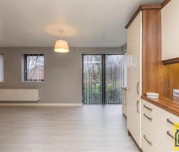 Apt 32 Titanic Walk, 11 Ballymacarrett Road, Belfast, BT4 1BT - Photo 3