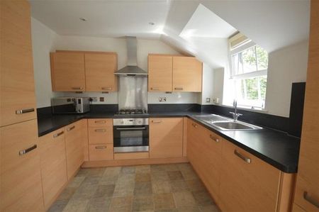 2 bedroom flat to rent - Photo 4