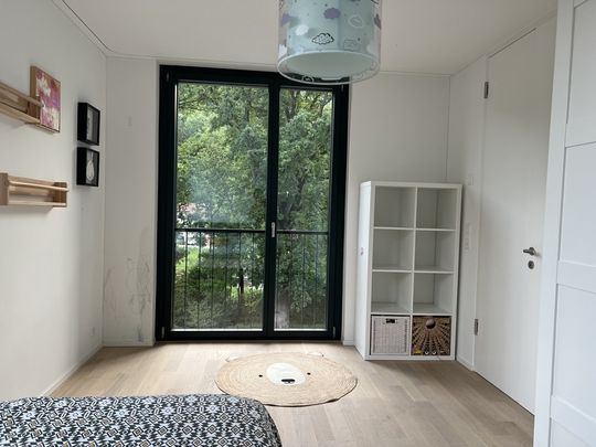 APPARTEMENT 31/2 PIÈCES À ZURICH - DISTRICT 2 WOLLISHOFEN, MEUBLÉ - Photo 1