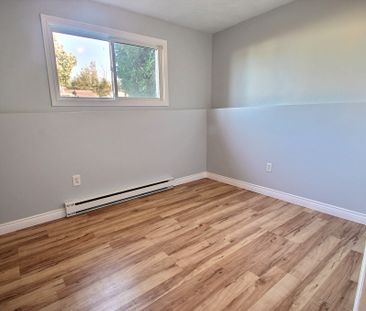 32 Meadowdale, Moncton, NB, E1G 1E1, Canada - Photo 3