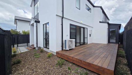 Brand New Townhouse - Photo 4