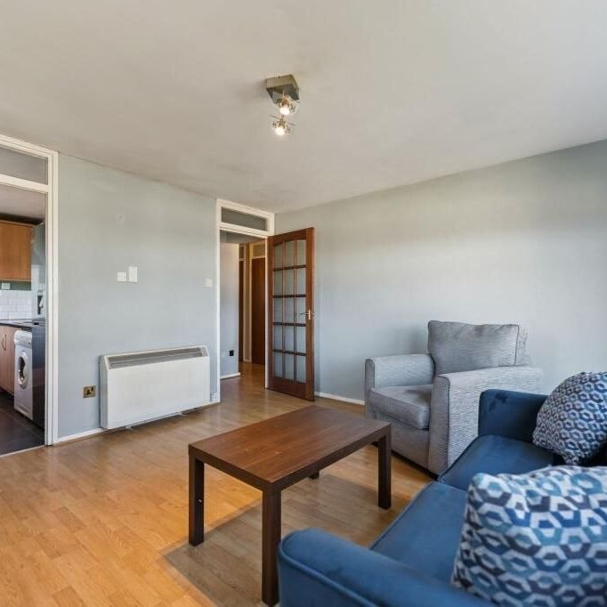 1 Bed Flat, Towerhill Road, G13 - Photo 1