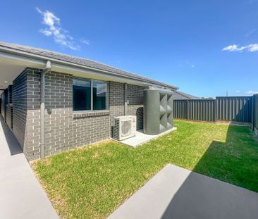 Brand New Family Home - Photo 3