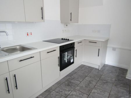 3 bedroom terraced house to rent - Photo 5