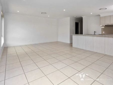 “Family Friendly Home with Large Yard” - Photo 3