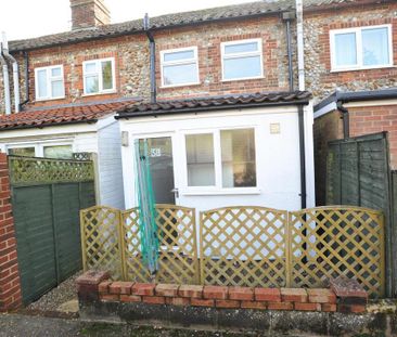 2 bedroom terraced house to rent - Photo 3