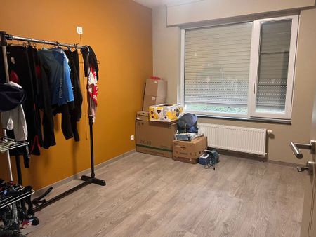 Gelijkvloerse villa met tuin in rustige woonwijk Ieper - Photo 4